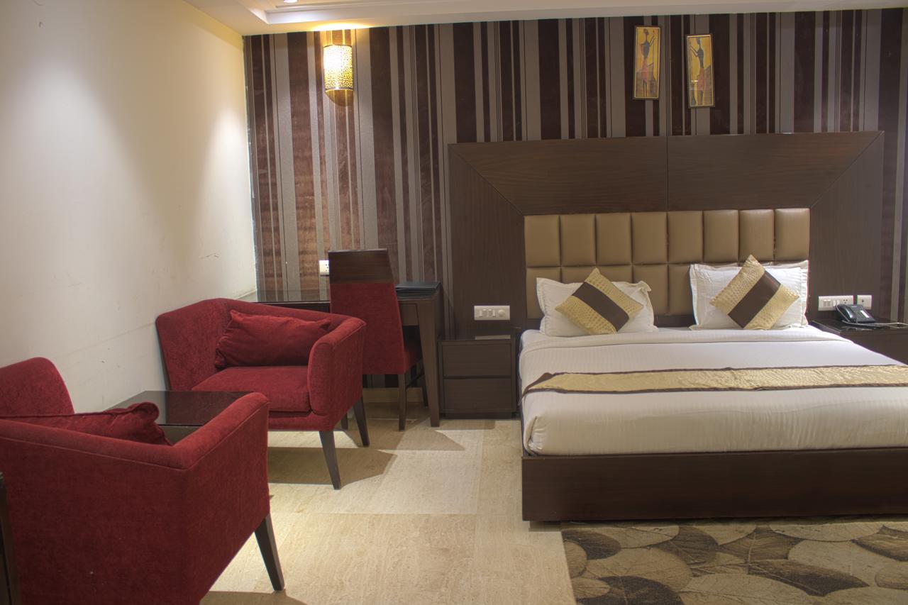 Grand Imperial Hotel New Delhi Exterior foto