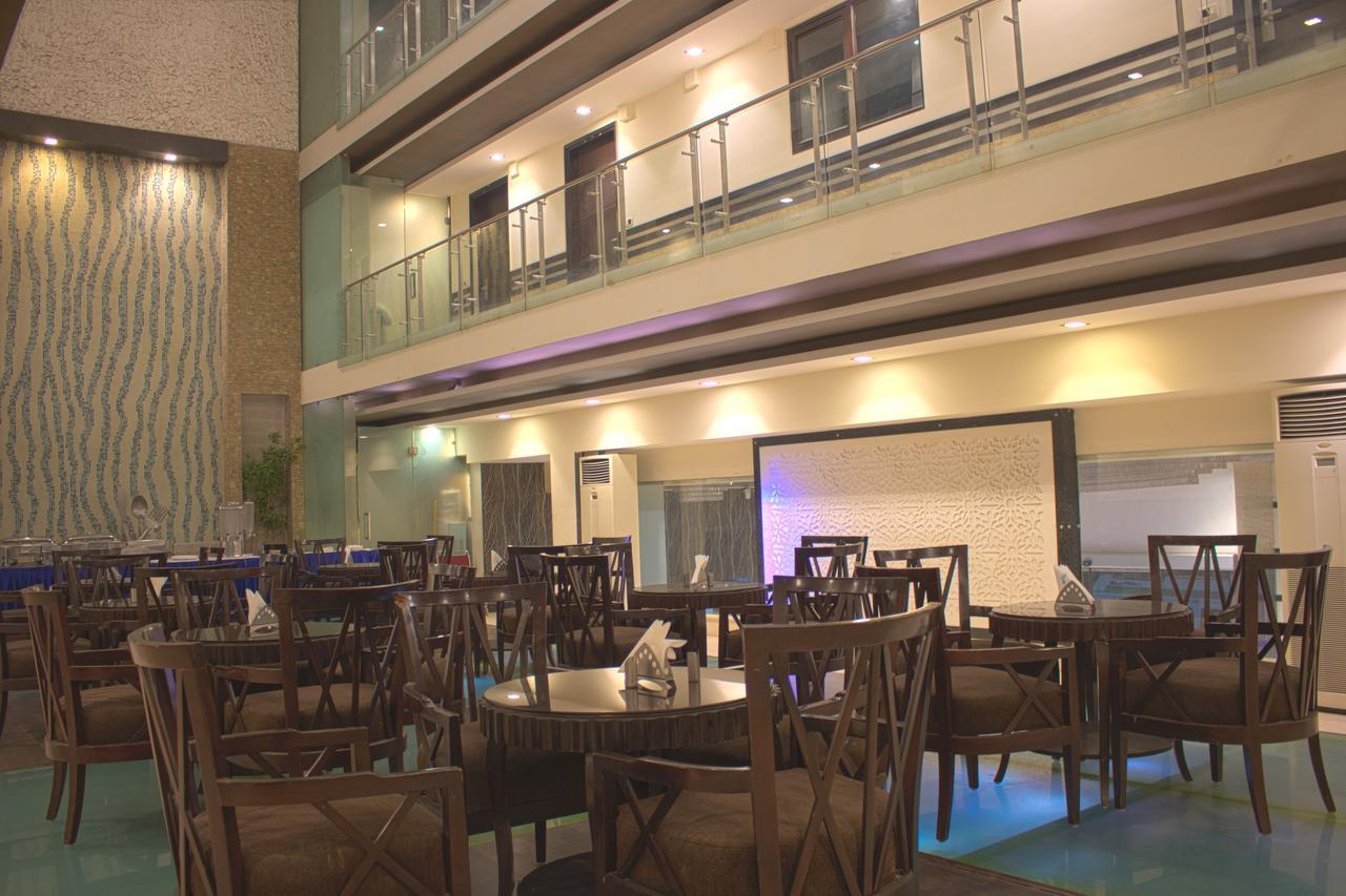 Grand Imperial Hotel New Delhi Exterior foto